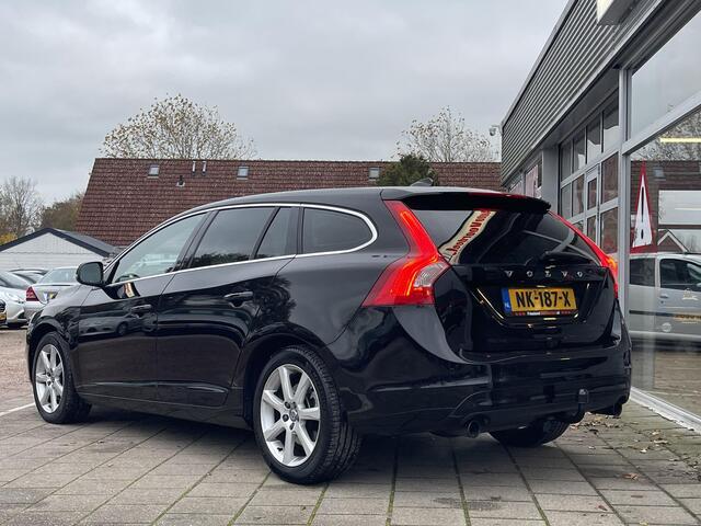 Volvo V60 1.5 T2 Nordic+ /Automaat/Cruise/Climate/Navi/Stoelverw./Trekhaak/2017/