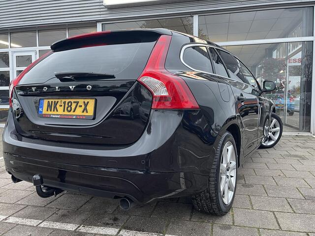 Volvo V60 1.5 T2 Nordic+ /Automaat/Cruise/Climate/Navi/Stoelverw./Trekhaak/2017/