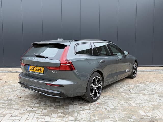 Volvo V60 2.0 T6 Plug-in hybrid AWD Plus Dark Premium | Climate | 19'' Wielen