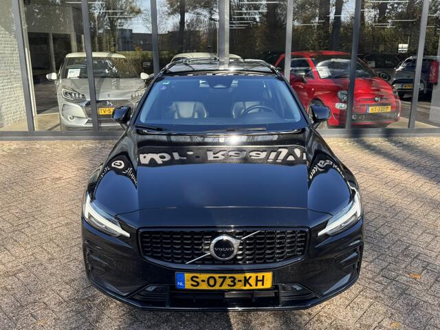 Volvo V60 2.0 B4 Plus Dark*NEW MODEL*Camera*ACC*AHK*EXPORT/EX.BPM*