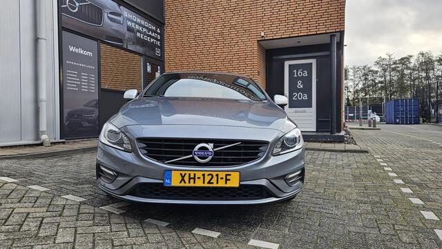 Volvo V60 2.0 T4 Business Sport