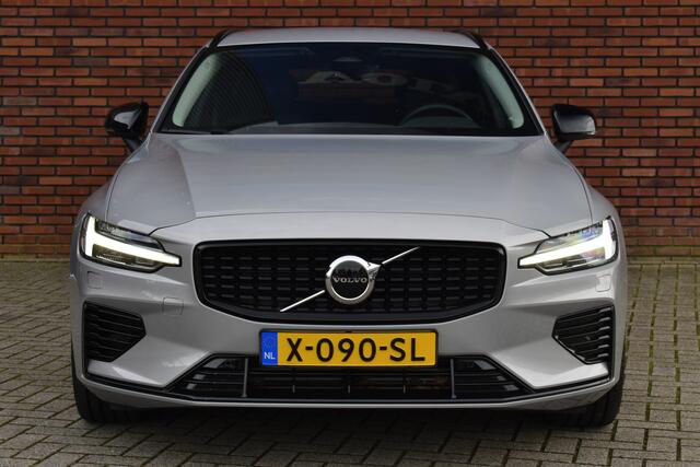 Volvo V60 T6 350PK Plug-in hybrid AWD Plus Dark | Harman & Kardon | 19 inch velgen |