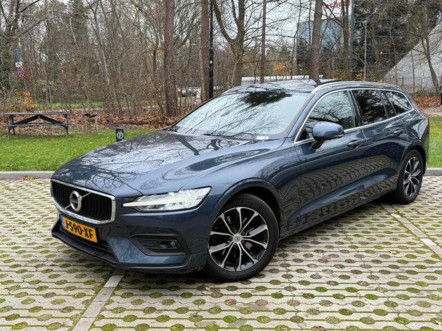 Volvo V60 2.0 B3 Business Pro Panodak | HK | 360°