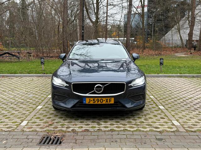Volvo V60 2.0 B3 Business Pro Panodak | HK | 360°