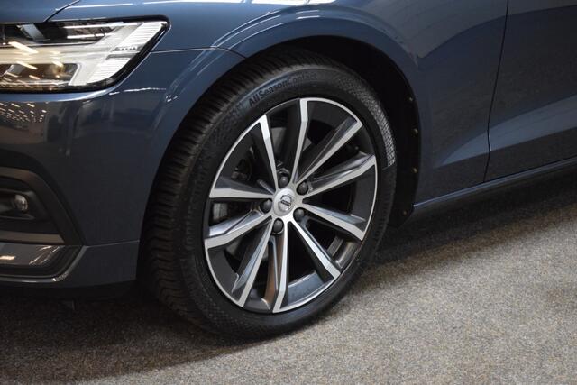 Volvo V60 50322km 2.0 B3 163pk AUT7 BNS Pro Trekhaak 1800kg/ Schuifdak/ Camera/ Stoel, Stuur en voorruit verw.