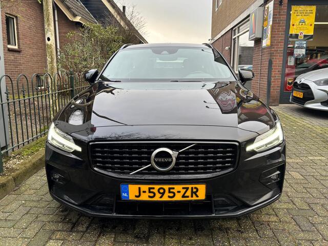 Volvo V60 2.0 B4 R-Design