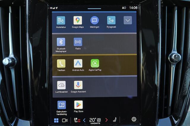 Volvo V60 T6 Recharge AWD Core - Parkeercamera achter - Verwarmde voorstoelen, stuur & achterbank - Parkeersensoren voor & achter - Cruise control - Extra getint glas - 18' LMV