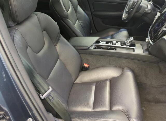 Volvo V60 2.0 B3 Inscription Navigatie Trekhaak Panoramadak Harman Kardon Pilot Assist ACC Blis Leder Elek Stoel Carplay Getint Glas