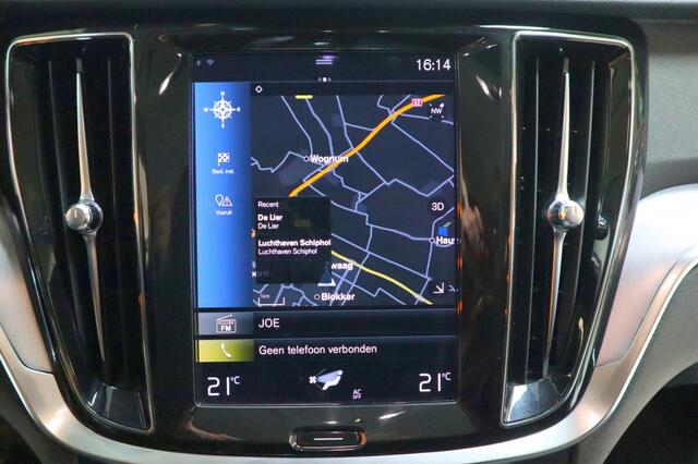 Volvo V60 2.0 B3 Mom. Adv. | hybrid | camera | carplay | 4 nw allseasons