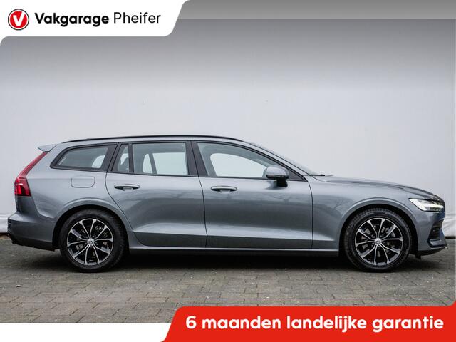 Volvo V60 2.0 B3 Momentum Advantage Trekhaak/ Navigatie/ Carplay/ Pdc/ Cruise control/ Dab/ 17" Lmv