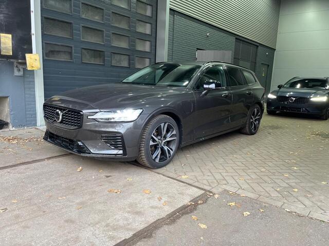Volvo V60 T6 Plug-in hybrid Plus Dark | Panoramadak | ACC | BLIS | 360° Camera | Stoel+Stuurverwarming
