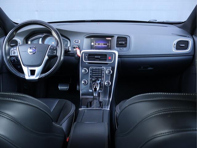 Volvo V60 2.0 T4 Business Sport R-design | ACC | Intellisafe Pro Line | Automaat | Haak |