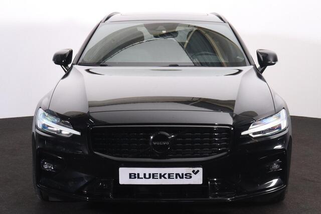 Volvo V60 T4 R-Design - Panorama/schuifdak - IntelliSafe Assist & Surround - Camera achter - DAB+ - Harman/Kardon audio - Adaptieve LED koplampen - Verwarmde voorstoelen, stuur & achterbank - Parkeersensoren voor & achter - Harmon Kardon Audio - Voorruitverwarming