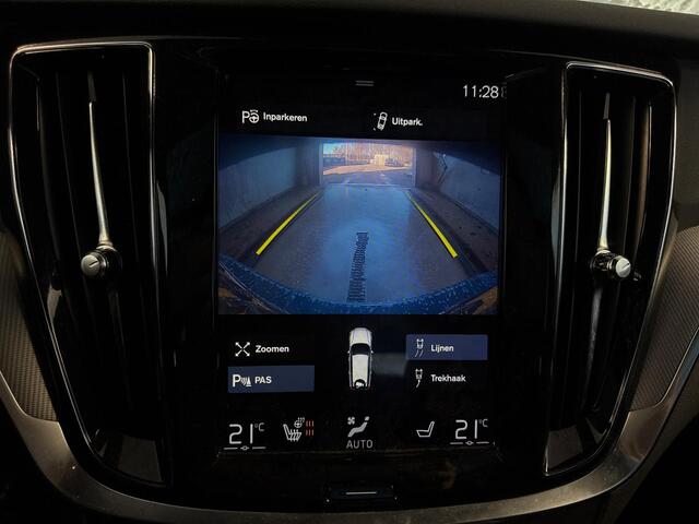 Volvo V60 2.0 T5 R-Design | Trekhaak | Panorama dak | Head-Up Display | Harman / Kardon | CarPlay | 19" | Styling Kit | Stoelverwarming |