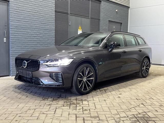 Volvo V60 T6 Plug-in hybrid Plus Dark | Panoramadak | Trekhaak | 360° Camera | ACC | harman/kardon