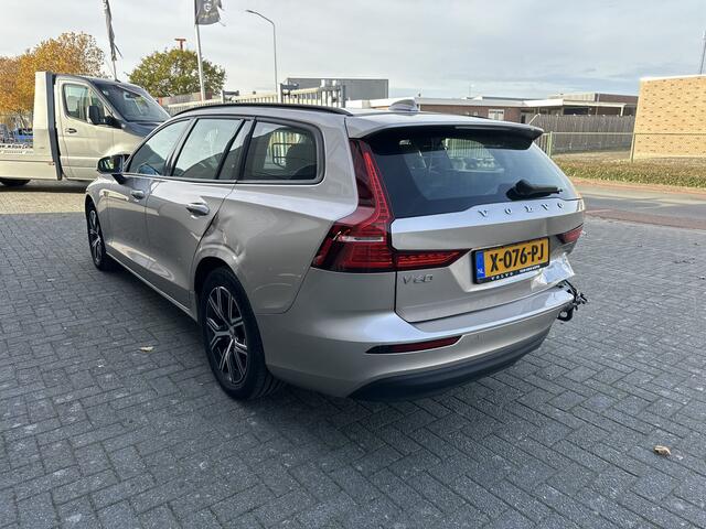Volvo V60 2.0 B3 Essential Edition
