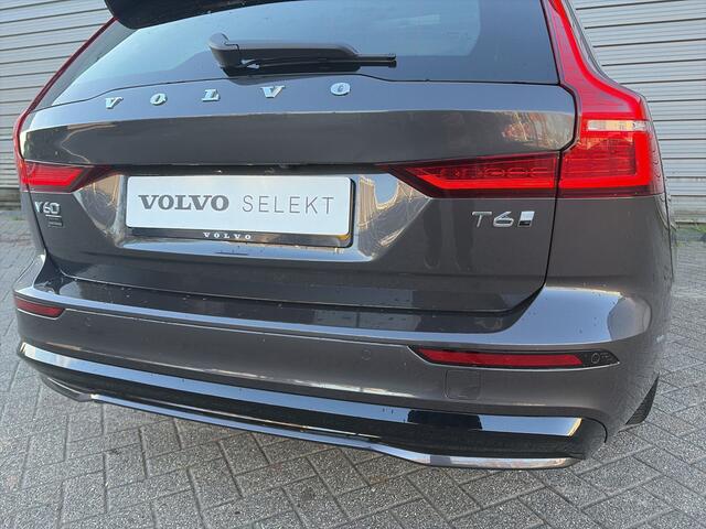 Volvo V60 2.0 T6 Plug-in hybrid AWD Plus Dark / Harman/Kardon / Trekhaak / Rondomzichtcamera /