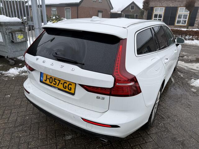 Volvo V60 2.0 B3 Business Pro AUTOMAAT/XENON/NAVI B