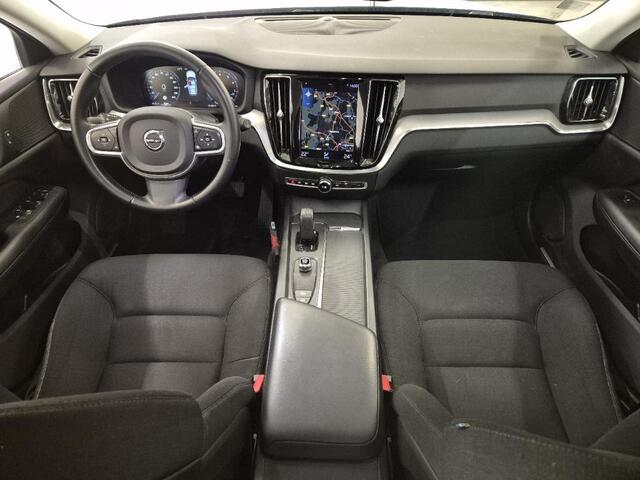 Volvo V60 2.0 B3 Momentum Advantage | Cruise Control | Navigatie | Apple CarPlay & Android Auto | Verwarmbare Voorruit | Parkeercamera |