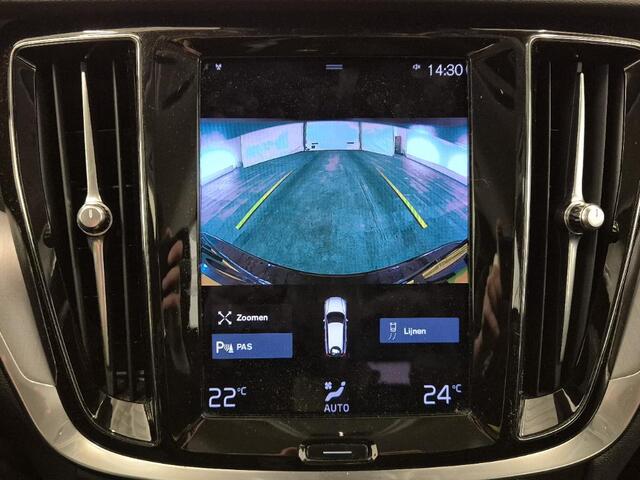 Volvo V60 2.0 B3 Momentum Advantage | Cruise Control | Navigatie | Apple CarPlay & Android Auto | Verwarmbare Voorruit | Parkeercamera |