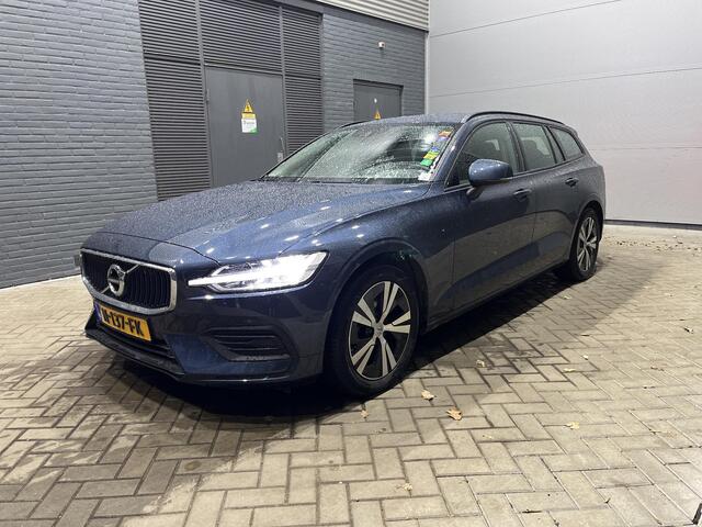 Volvo V60 B3 Momentum Advantage | 58dkm! | Trekhaak | DAB | Cruise Control | Apple Carplay