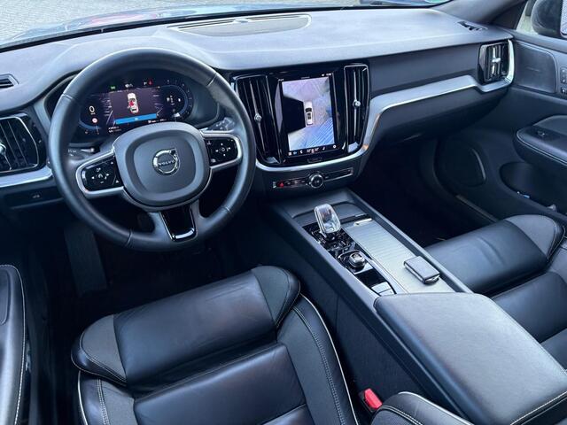 Volvo V60 2.0 B3 Plus Dark | 360° Camera | Standkachel | Harman/kardon | Trekhaak | Stoel/stuur verwarming | Volvo on Call | Leder |