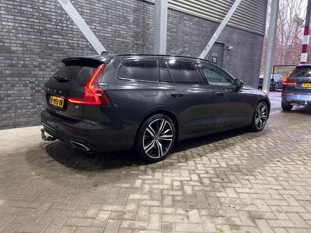 Volvo V60 T6 Twin Engine R-Design | Panoramadak | ACC | Head-Up | Stoelverwarming | 19 Inch | Camera | Trekhaak
