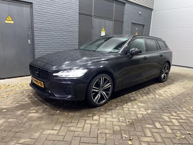 Volvo V60 T6 Twin Engine R-Design | Panoramadak | ACC | Head-Up | Stoelverwarming | 19 Inch | Camera | Trekhaak
