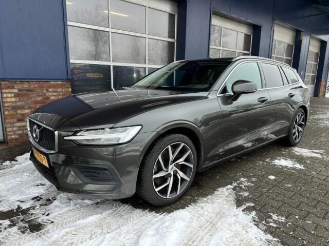 Volvo V60 2.0 T5 MOMENTUM. TREKHAAK. ALL. IN.