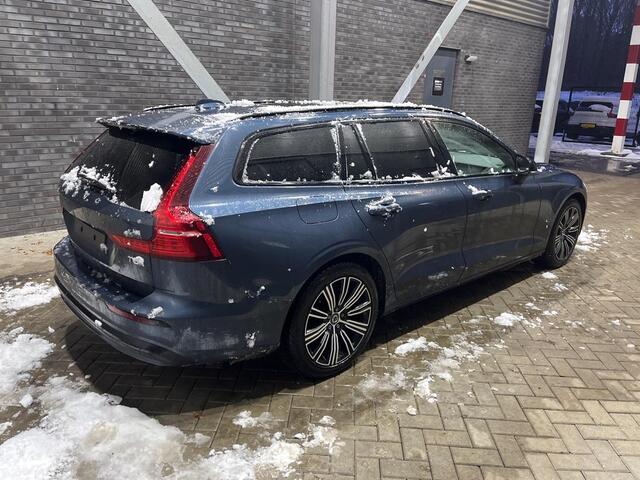 Volvo V60 T6 Plug-in hybrid Plus Dark | Panoramadak | ACC | 360° Camera | Stoel+Stuurverwarming | BLIS | Keyless