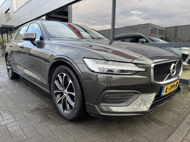 Volvo V60 2.0 B3 Momentum Advantage