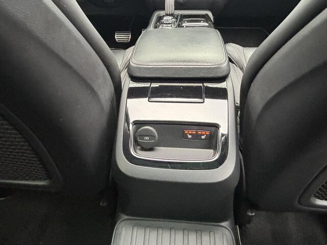 Volvo V60 T8 Recharge AWD R-Design 360 Pano Keyless DAB HeadUp Harman Kardon