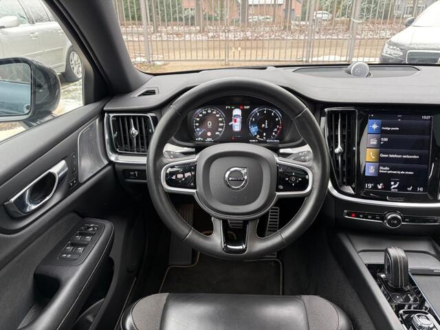 Volvo V60 B3 R-Design Full Option BowersenWilkins Schuifdak HUD
