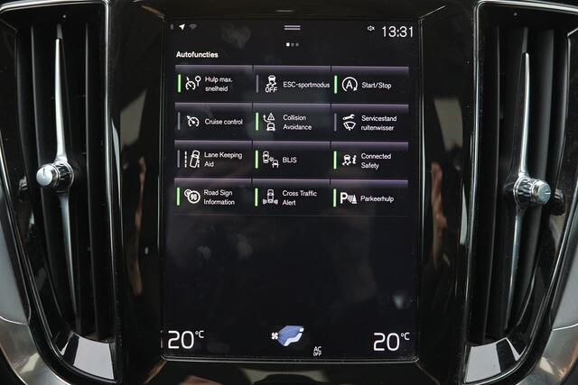 Volvo V60 T5 Momentum - IntelliSafe Assist & Surround - Parkeersensoren voor & achter - Apple Carplay & Android Auto - High Performance audio - 18' LMV