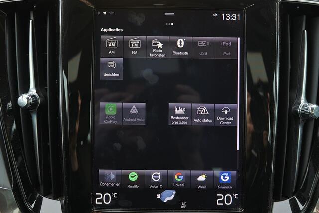 Volvo V60 T5 Momentum - IntelliSafe Assist & Surround - Parkeersensoren voor & achter - Apple Carplay & Android Auto - High Performance audio - 18' LMV
