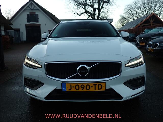 Volvo V60 2.0 B3 ACC / SPORTLEER / TREKHAAK / PILOT-ASSIST / CAMERA / CARPLAY