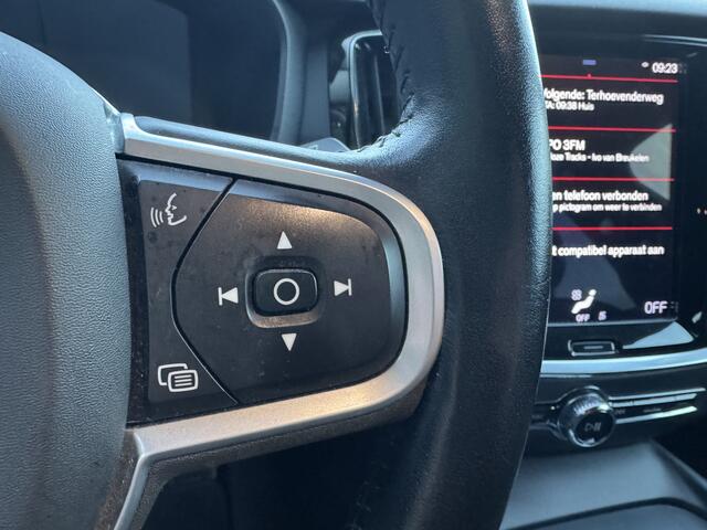 Volvo V60 2.0 B3 Momentum Advantage | Navi |
