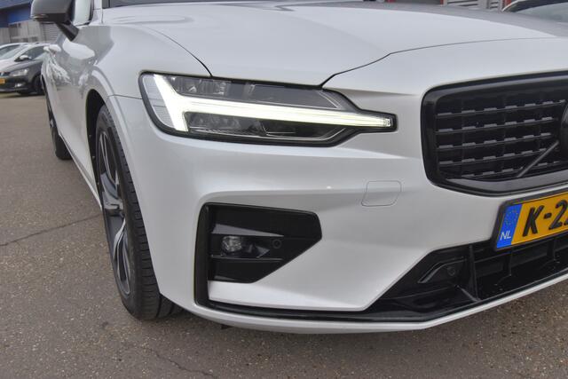 Volvo V60 2.0 B4 R-Design , VIRTUAL COCKPIT , NAVI ,ST + STUUR VERW , LED KOPL ,