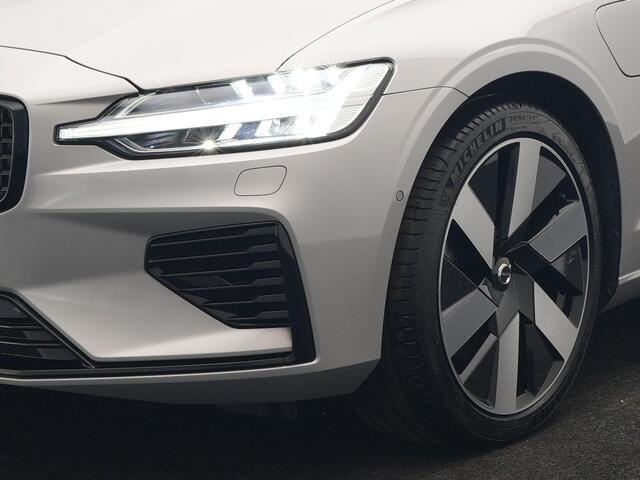 Volvo V60 T6 Recharge AWD LONG RANGE Plus Dark Plug In Hybrid 350pk Dealer O.H. PHEV | Panodak | Adaptive Cruise | 360 Camera | Head Up | Harman&Kardon | Lederen Sportstoelen Memory & Verwarmd | Google Assistent | Stuur Verwarmd | Apple Carplay | Keyless | Blis |