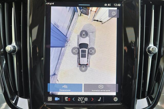 Volvo V60 T6 Recharge AWD Plus Dark - IntelliSafe Assist & Surround - 360º Camera - Harman/Kardon audio - Adaptieve LED koplampen - Verwarmde voorstoelen, stuur & achterbank - Parkeersensoren voor & achter - Elektr. bedienb. voorstoelen met geheugen - Extra getint 