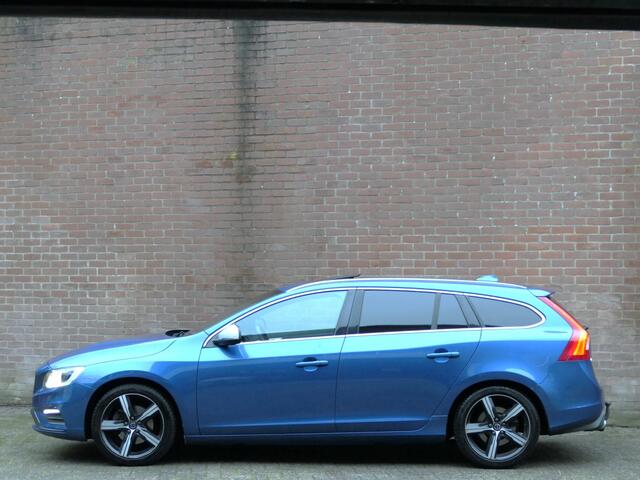Volvo V60 2.0 T4 AUT Bus. Sport 12 MND garantie Schuifdak / Adaptive Cruis