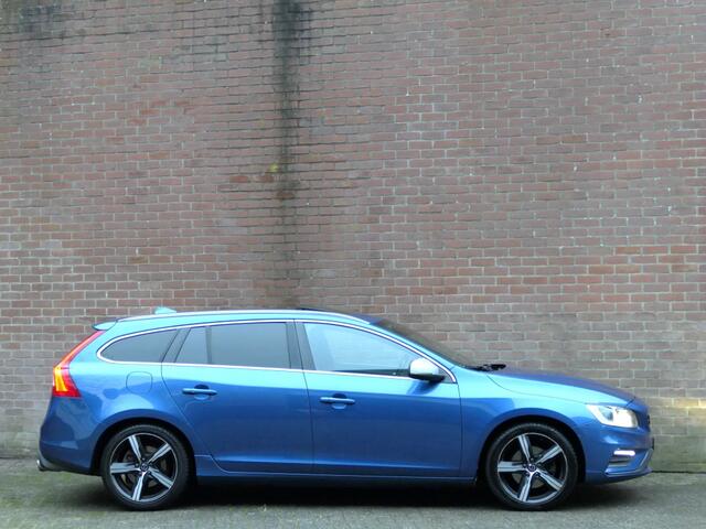 Volvo V60 2.0 T4 AUT Bus. Sport 12 MND garantie Schuifdak / Adaptive Cruis