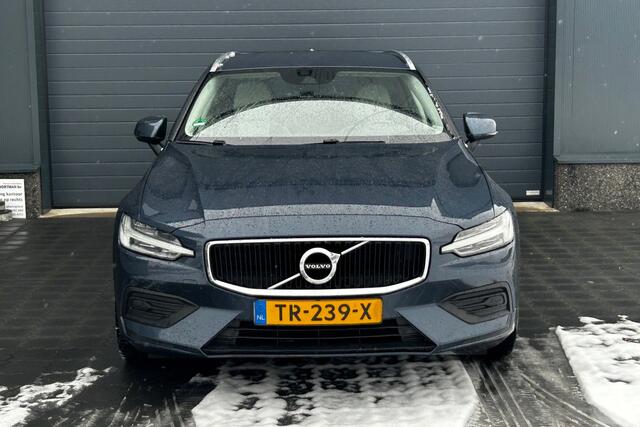 Volvo V60 2.0 T5 251pk Momentum NL-auto! 92069KM! H/K 20"