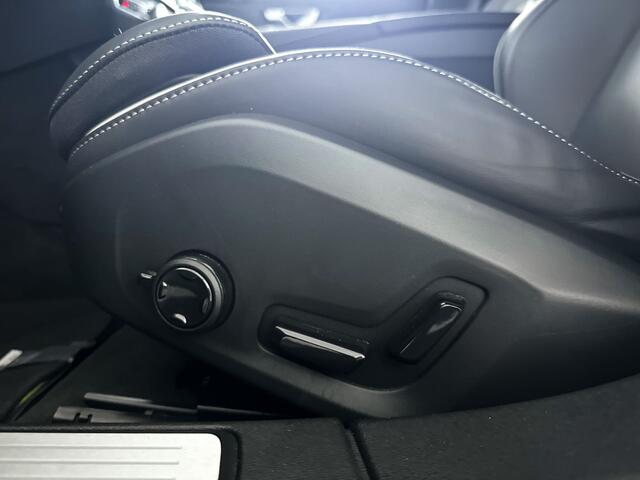 Volvo V60 T6 AWD Plus Dark | 360° camera | Harman Kardon | Stoel- en Stuurverwarming | Trekhaak