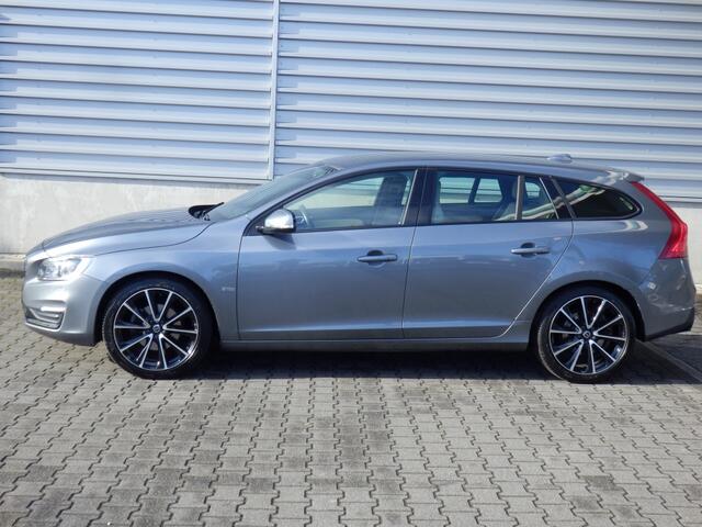 Volvo V60 1.5 T3 Polar+ Dyn. I 100 % dealer onderhouden I