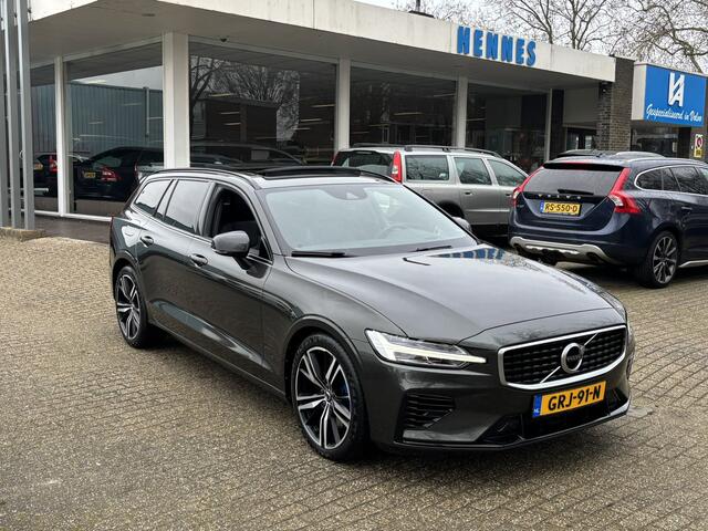 Volvo V60 T8 AWD R-Design HeadUp MASSAGE Pano Keyless Harman Kardon