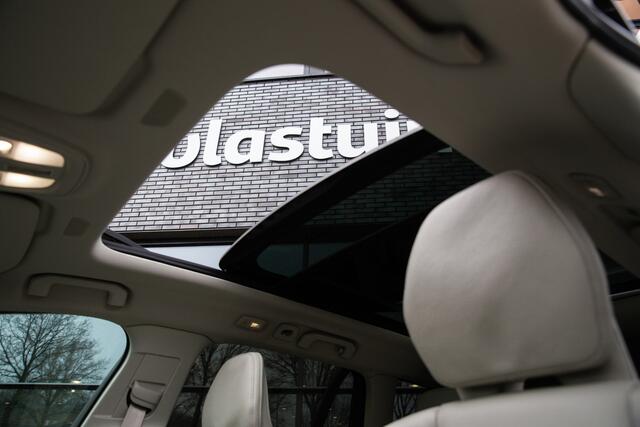 Volvo V60 2.0 T6 Plug-in hybrid AWD Plus Bright , Panoramadak, Adap. cruise, Stoel/stuurverwarming,