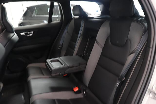 Volvo V60 2.0 B4 R-Design | Panoramadak | Harman Kardon |