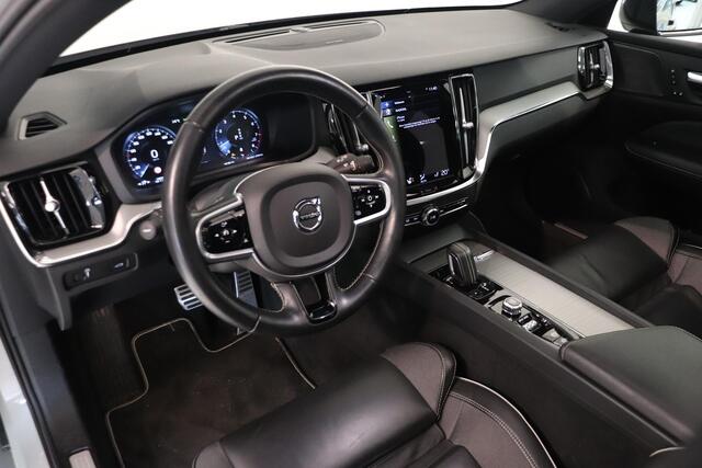 Volvo V60 2.0 B4 R-Design | Panoramadak | Harman Kardon |