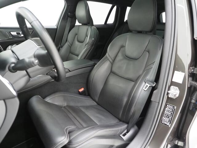 Volvo V60 2.0 T6 Recharge AWD R-Design | Panoramadak | Harman/Kardon | HUD | Pilot Assist | 360 | Keyless | Leder | Carplay